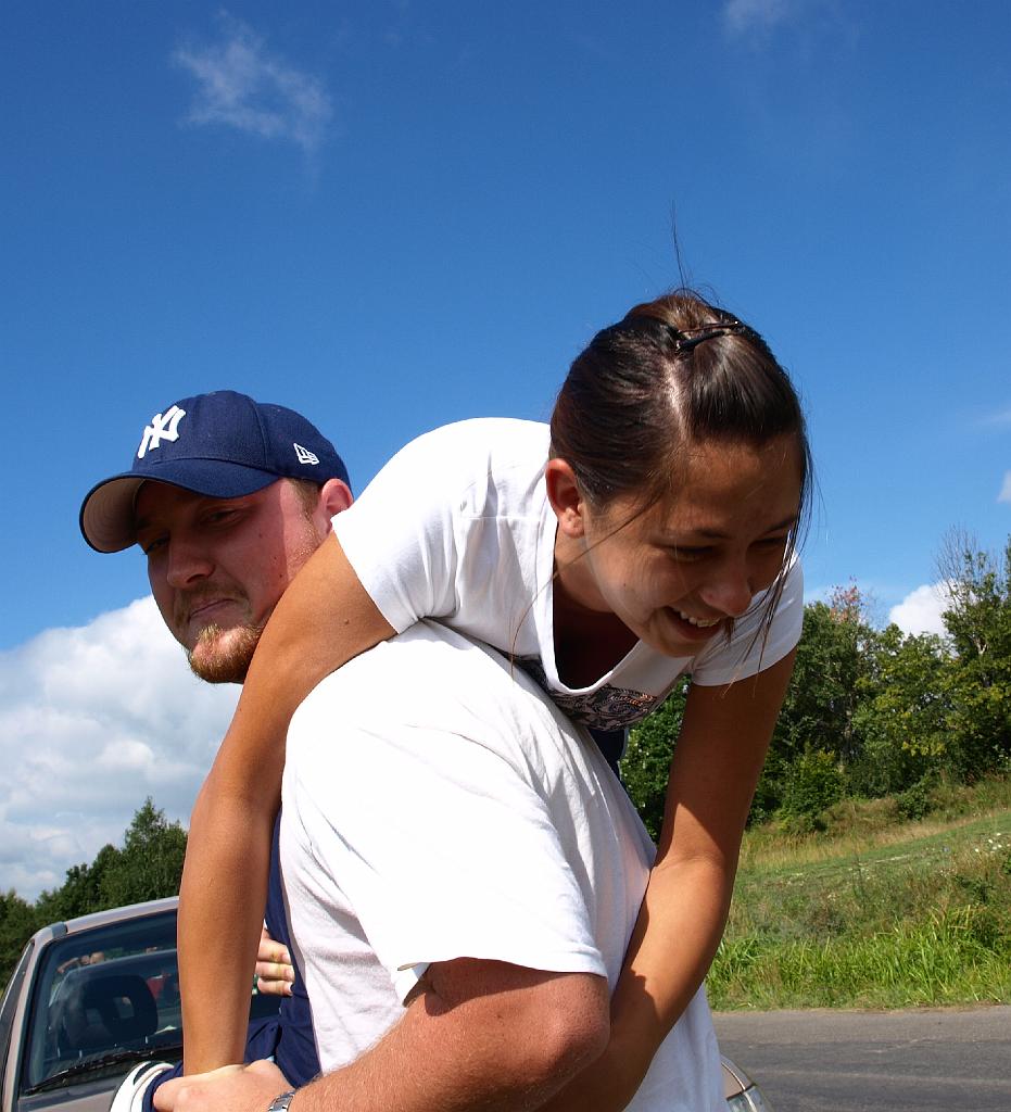 Erdély_2008_230.jpg - Erik a segítőkész.