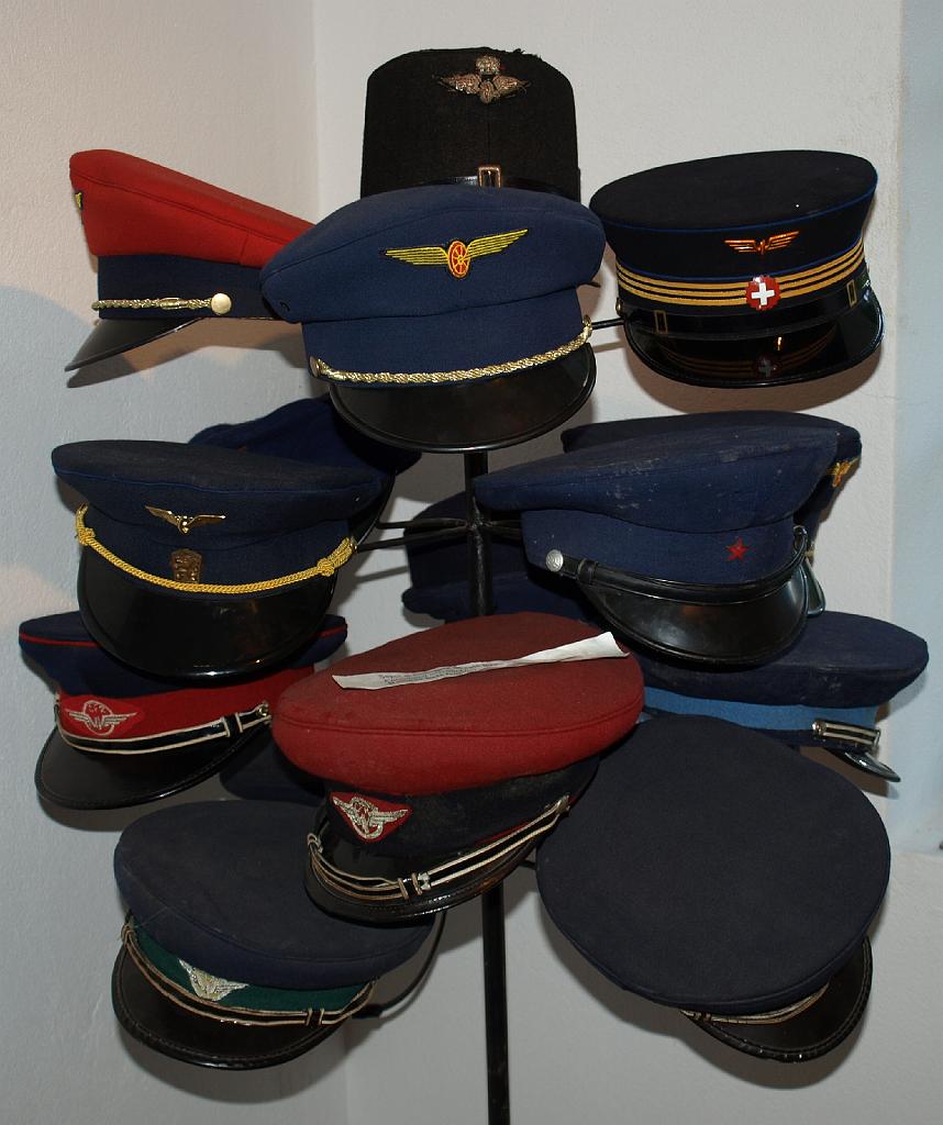 Erdély_2008_282.jpg - baktersapkák.